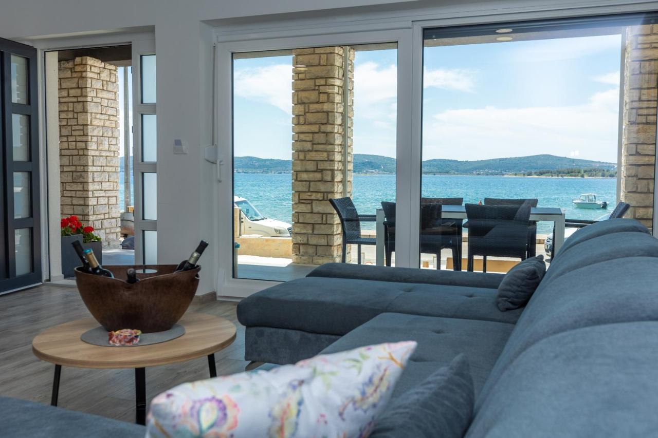 Apartments Maris Sveti Filip i Jakov Luaran gambar