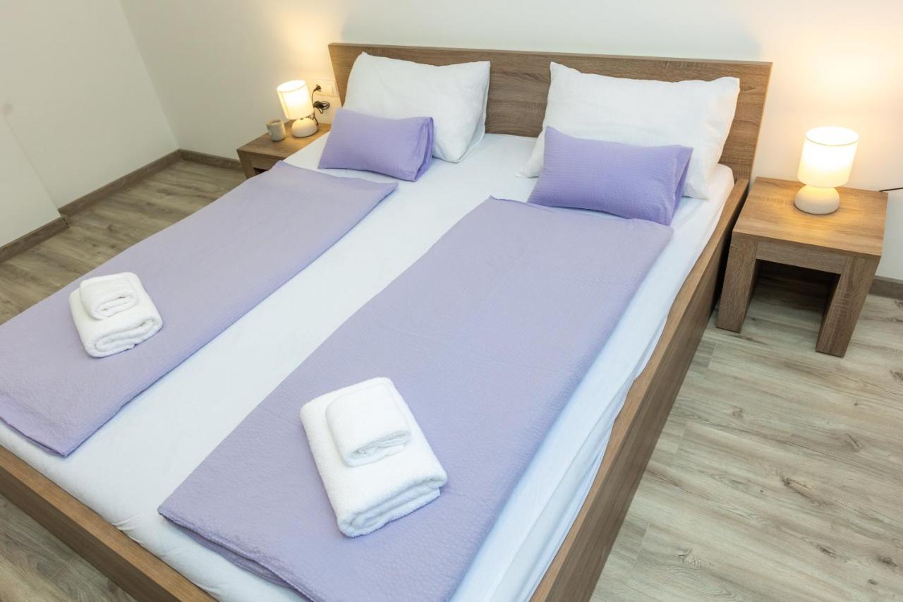 Apartments Maris Sveti Filip i Jakov Luaran gambar